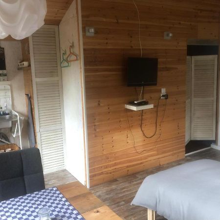 Bed & Breakfast Herkingen Gr5 외부 사진